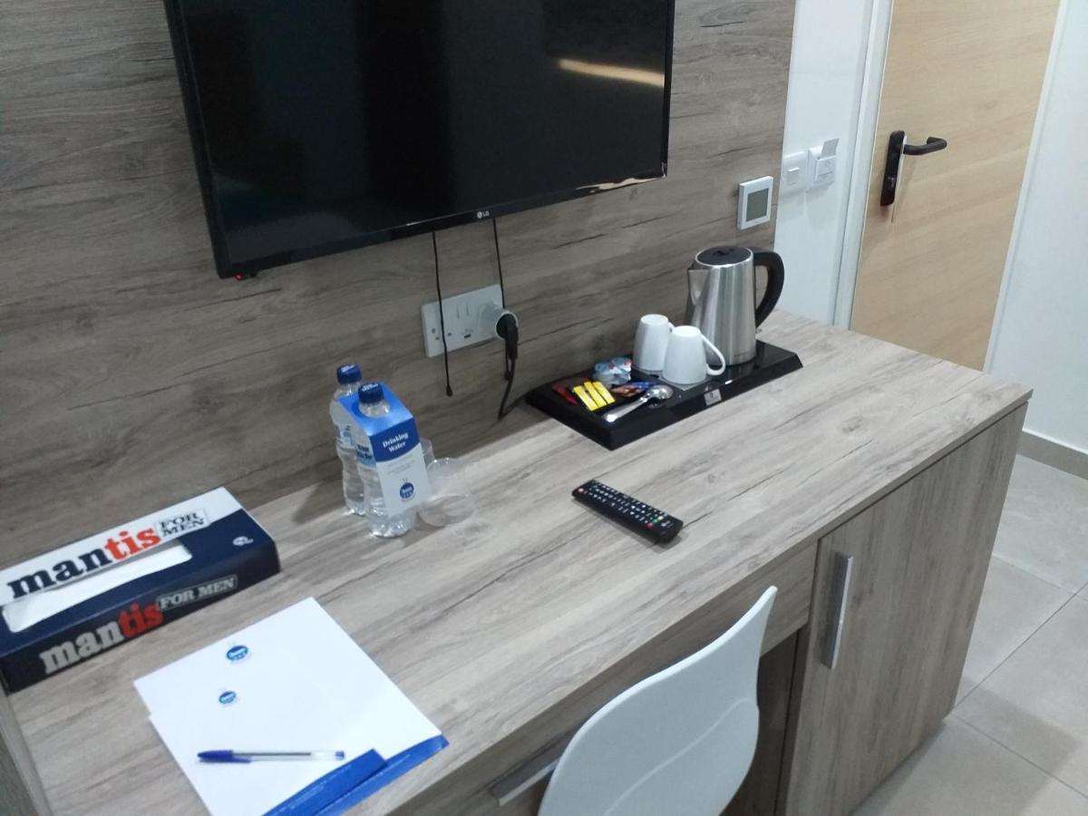 Tj Boutique Hotel Marsaskala Exterior photo